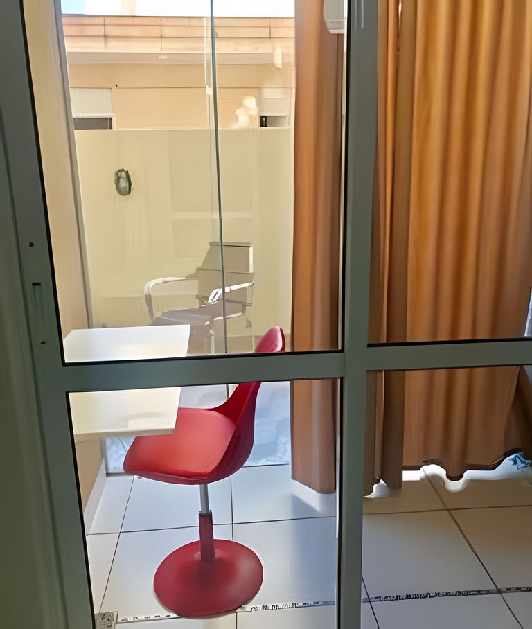 Maravilhoso apto com ampla varanda privativa