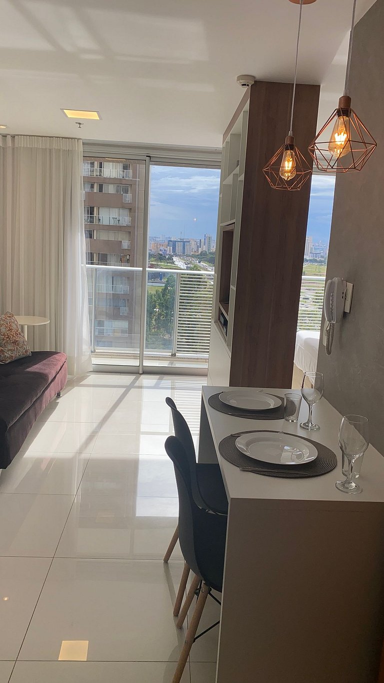 APARTAMENTO LINDA VISTA E LOCALIZAÇÃO TOP DF PLAZA