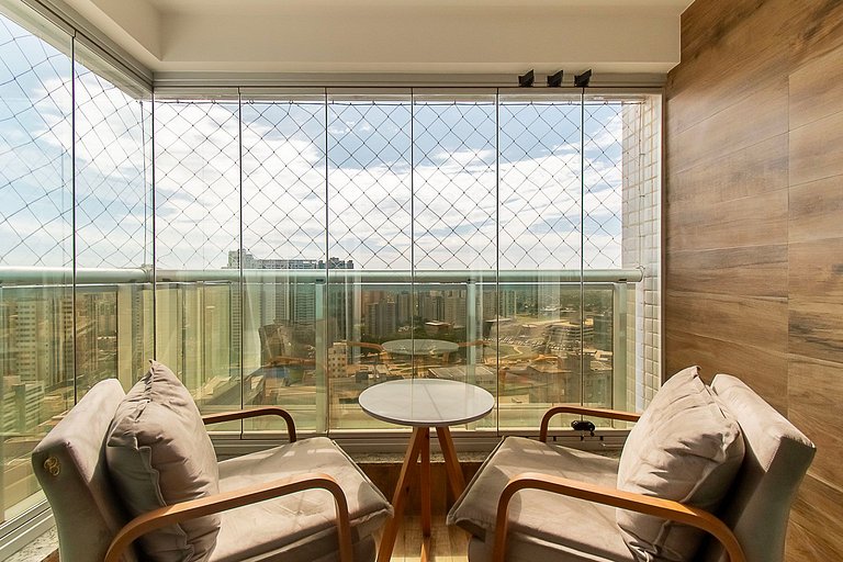 Apartamento andar alto e luxuoso