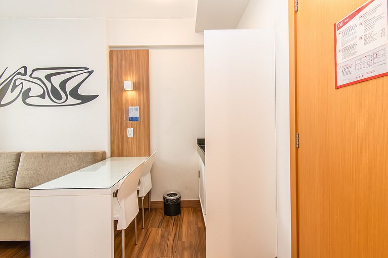 STUDIO EXCELENTE LOCALIZAÇÃO HOTEL S