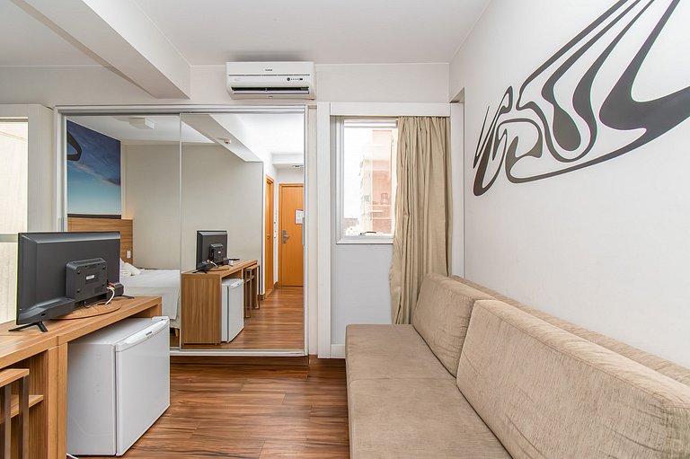 STUDIO EXCELENTE LOCALIZAÇÃO HOTEL S