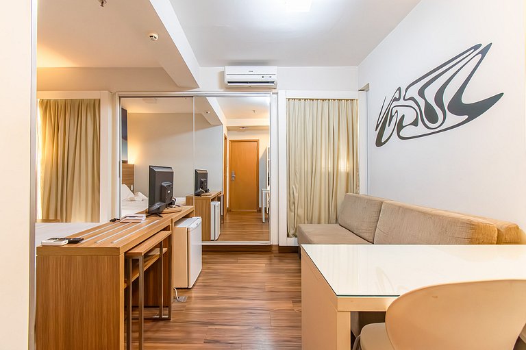 STUDIO EXCELENTE LOCALIZAÇÃO HOTEL S