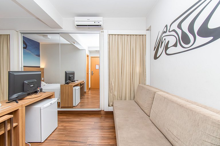 STUDIO EXCELENTE LOCALIZAÇÃO HOTEL S