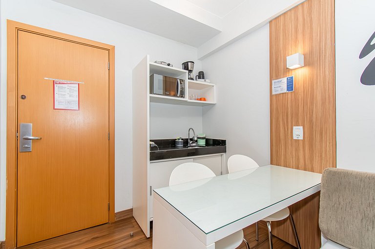 EXCELENTE LOCALIZAÇÃO - 250 METROS DO METRÔ